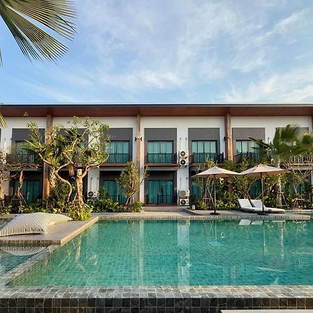 The Rest Hotel - ประจวบ Prachuap Khiri Khan Dış mekan fotoğraf