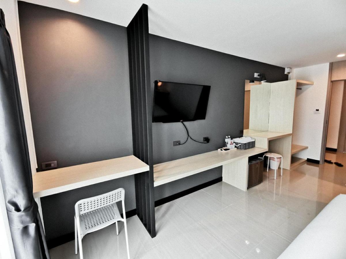 The Rest Hotel - ประจวบ Prachuap Khiri Khan Dış mekan fotoğraf
