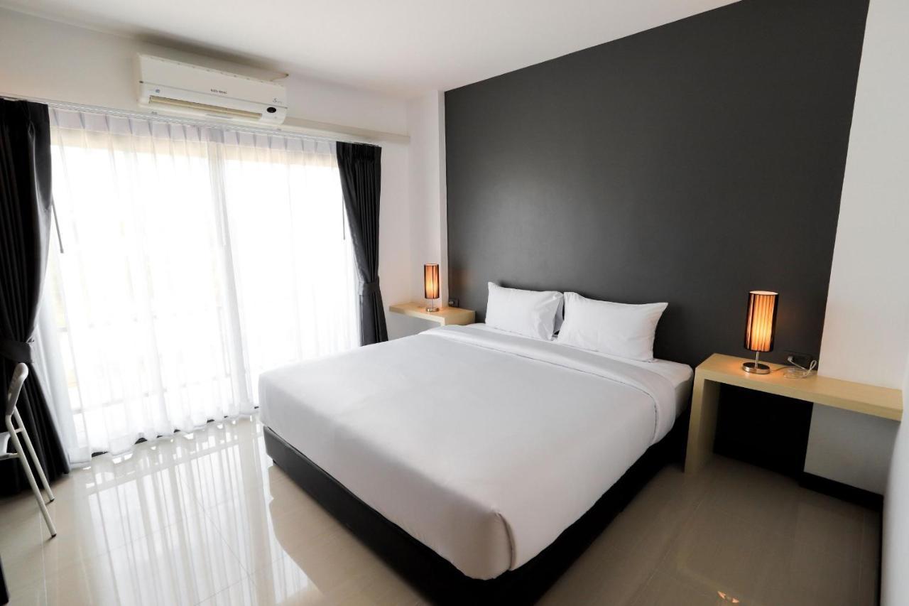 The Rest Hotel - ประจวบ Prachuap Khiri Khan Dış mekan fotoğraf