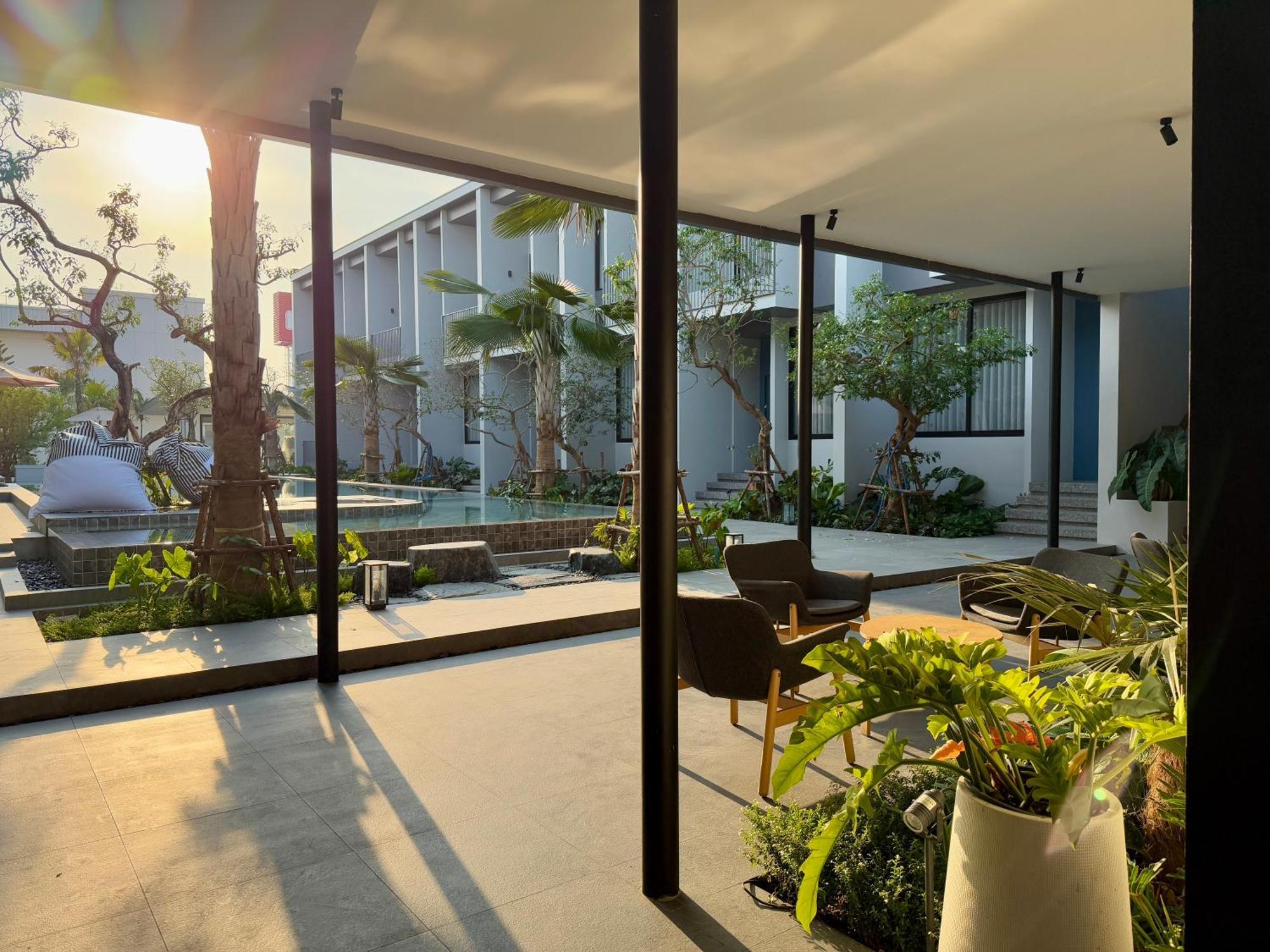 The Rest Hotel - ประจวบ Prachuap Khiri Khan Dış mekan fotoğraf